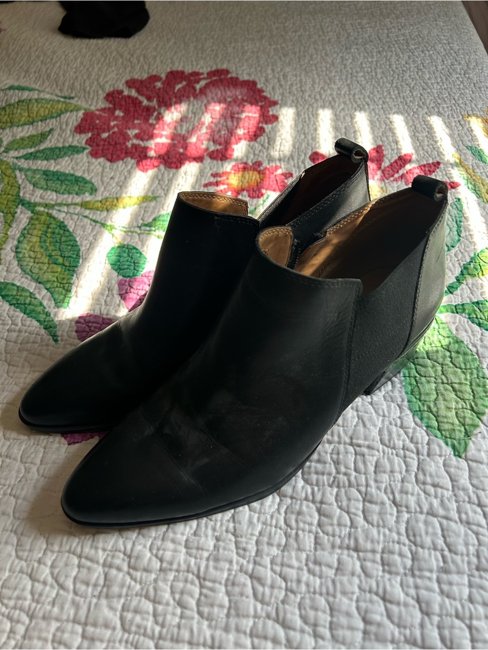 Franco Sarto Black Leather Pointed Ankle Booties 9.5